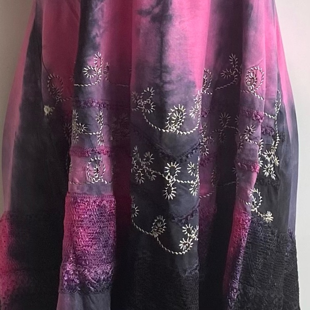 LSI Vintage Pink and Black Tie Dye Embroidered Dress - Picture 7 of 9